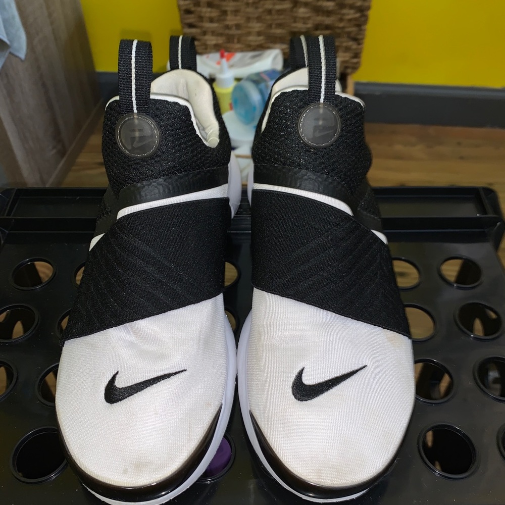 Nike Presto Extreme (GS)(6Y)(8W)